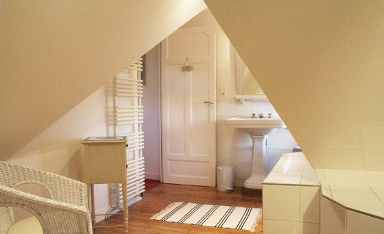 La salle de bain et WC séparés